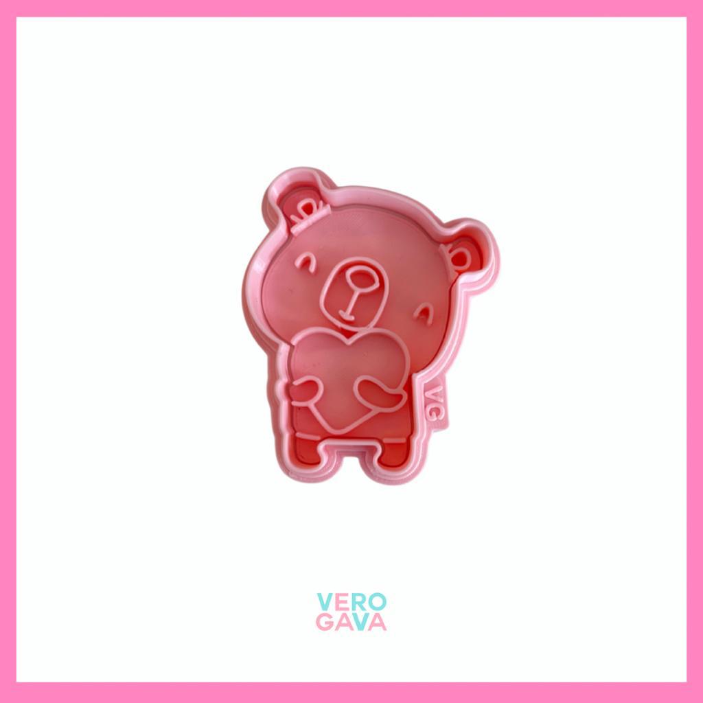 Cortador de galleta oso con corazon 8cm