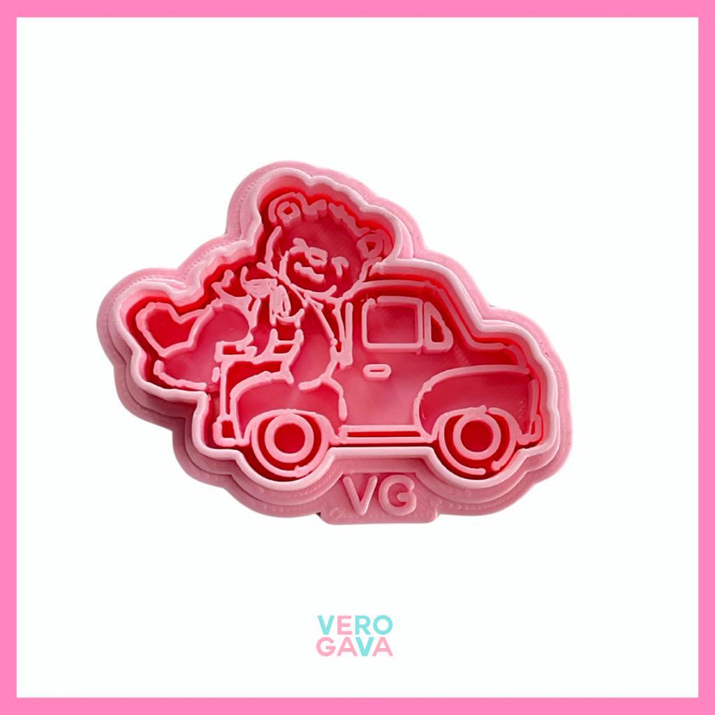 Cortador de galleta carrito con oso 5cm